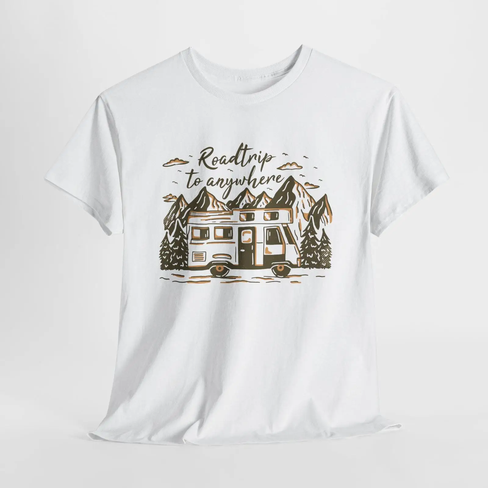 Outdoor Adventure And Travel - Roadtrip to Anywhere Camping- und Reise-T-Shirt