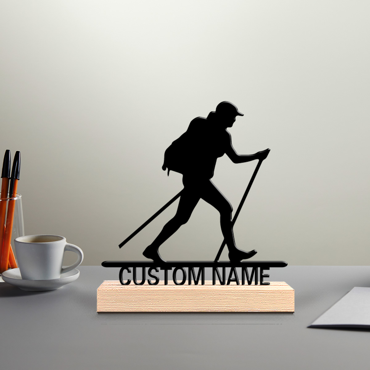 Outdoor Adventure And Travel - 1 Stück Niedliche Personalisierte Reisenden-Metallstatue Abenteuer-Themen-Geschenk